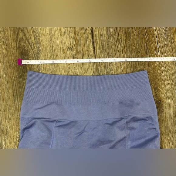 High-Waisted Fresought Athletic Shorts in Blue Size XS - Picture 4 of 5